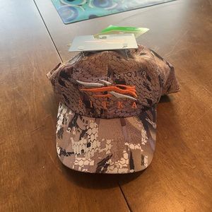 Sitka traverse hat- optifade marsh- new with tags- one size fits all